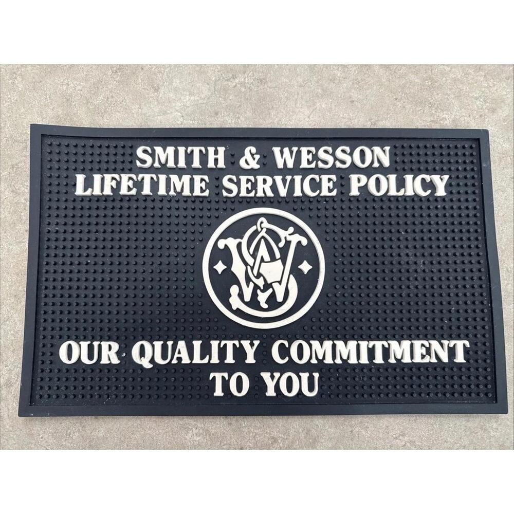 VTG Smith & Wesson S And W Lifetime Service Policy Rubber Counter Cleaning Mat